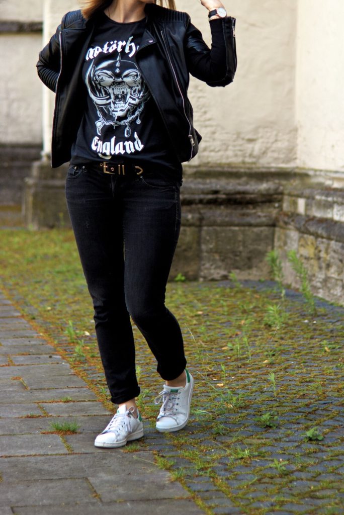 Band Shirt Stan Smith Outfit