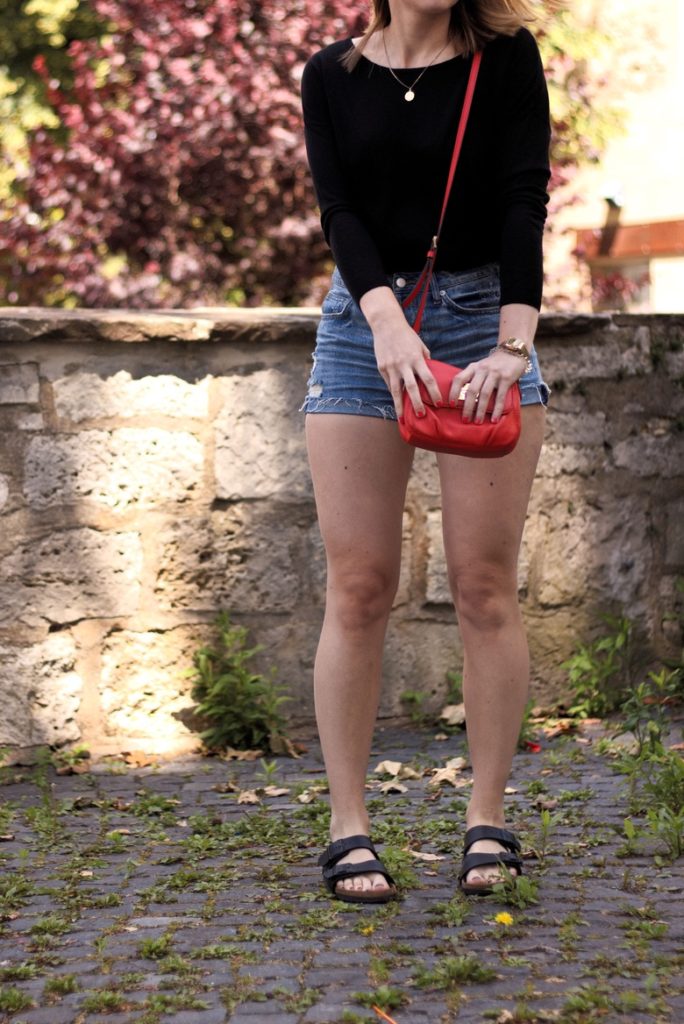 Jeansshorts Sommer Outfit
