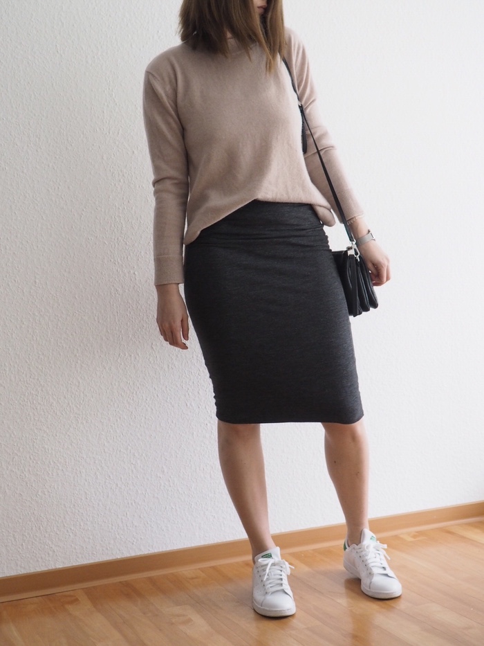 Midirock-Pullover-Outfit-Stan-Smith-Fruehling-2018-Sommer-Look